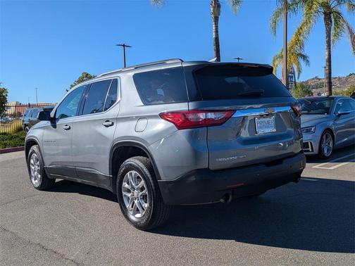 2021 Chevrolet Traverse LT Leather