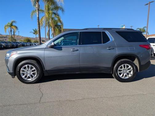 2021 Chevrolet Traverse LT Leather