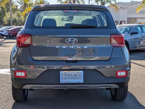 2026 Hyundai VENUE SE
