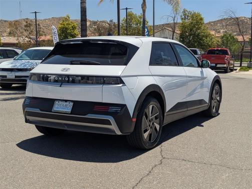 2025 Hyundai IONIQ 5 SE