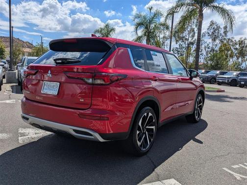 2024 Mitsubishi Outlander SE 2.5 2WD
