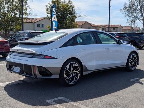 2025 Hyundai IONIQ 6 SEL