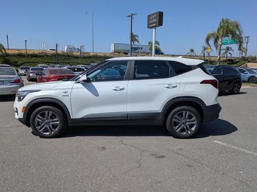 2022 Kia Seltos LX