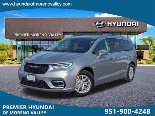 2021 Chrysler Pacifica Touring L