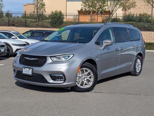 2021 Chrysler Pacifica Touring L