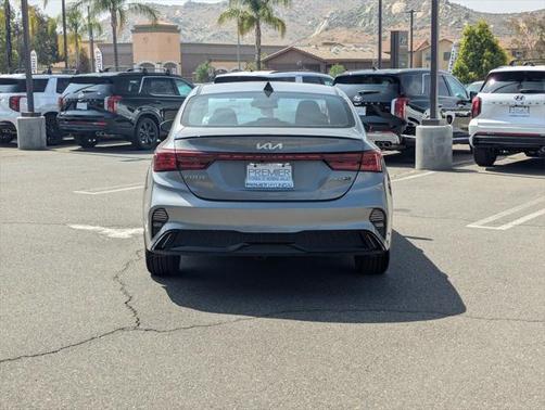 2022 Kia Forte GT-Line