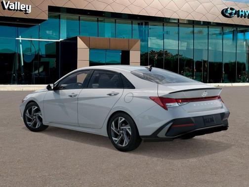 2025 Hyundai ELANTRA Sport
