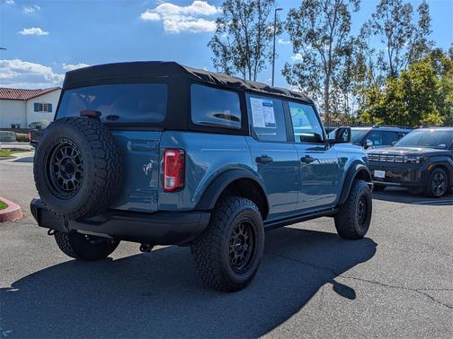 2021 Ford Bronco Black Diamond
