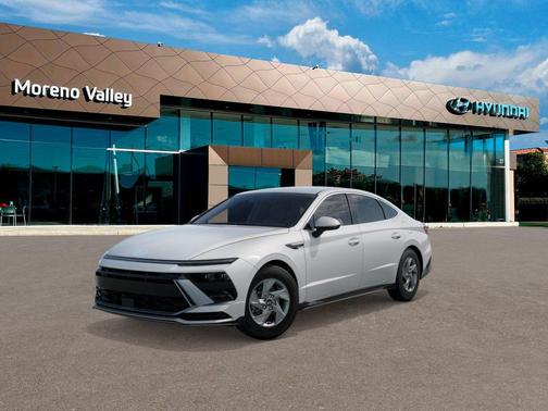 2025 Hyundai SONATA SE