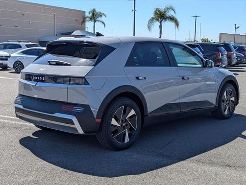 2025 Hyundai IONIQ 5 SE