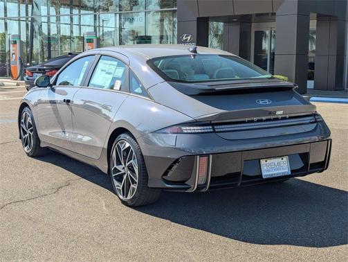 2025 Hyundai IONIQ 6 SEL