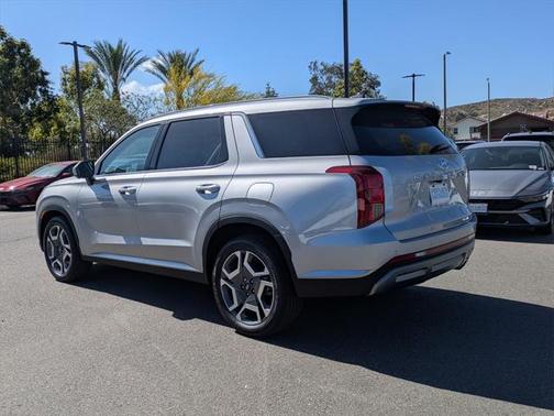 2025 Hyundai PALISADE SEL Premium