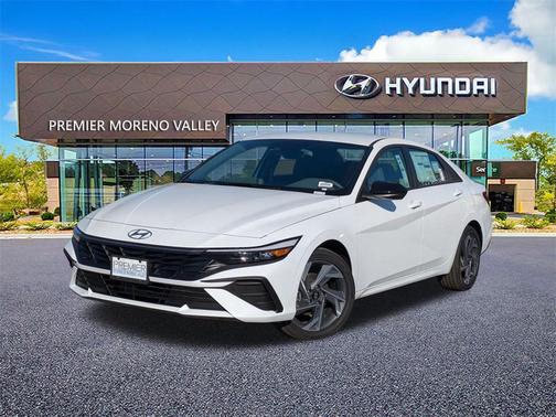 2025 Hyundai ELANTRA HEV SEL Sport