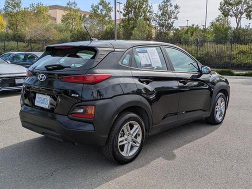 2021 Hyundai KONA SE