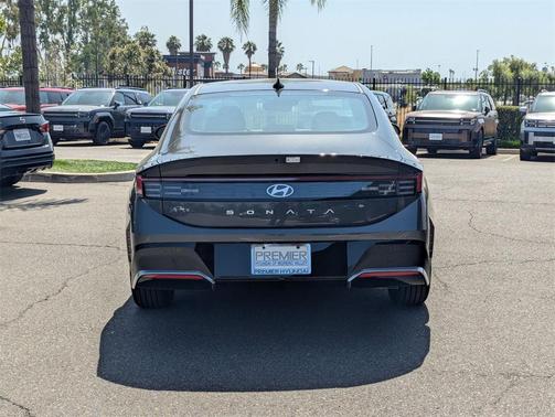 2025 Hyundai SONATA SEL