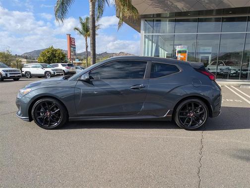 2019 Hyundai Veloster Base