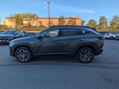 2025 Hyundai TUCSON Hybrid Limited