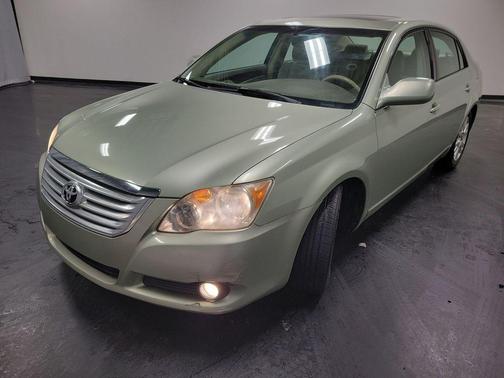 2008 Toyota Avalon XLS