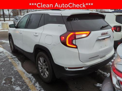 2023 GMC Terrain SLT