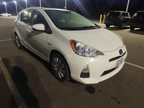 2014 Toyota Prius c Two