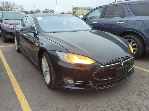 2015 Tesla Model S 85D