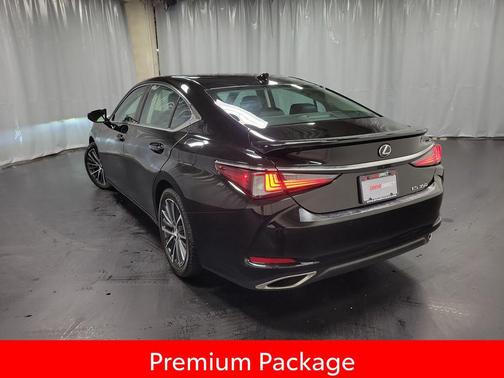 2023 Lexus ES 350 Base