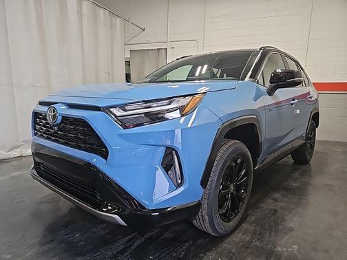 2025 Toyota RAV4 Hybrid SE