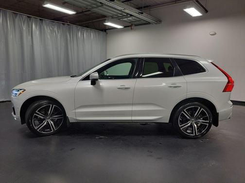 2019 Volvo XC60 T5 R-Design