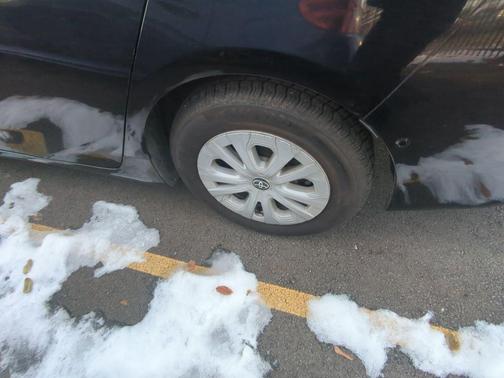 2022 Toyota Prius LE