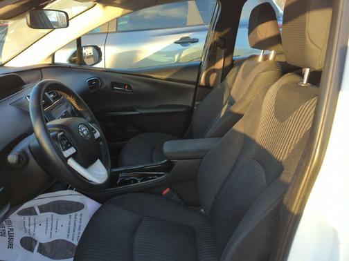 2019 Toyota Prius Prime Plus