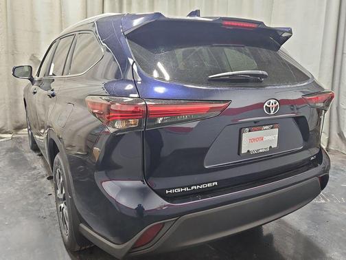 2026 Toyota Highlander Hybrid XLE
