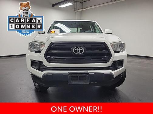 2017 Toyota Tacoma SR