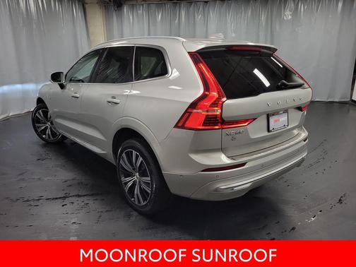 2022 Volvo XC60 Recharge Plug-In Hybrid T8 Inscription