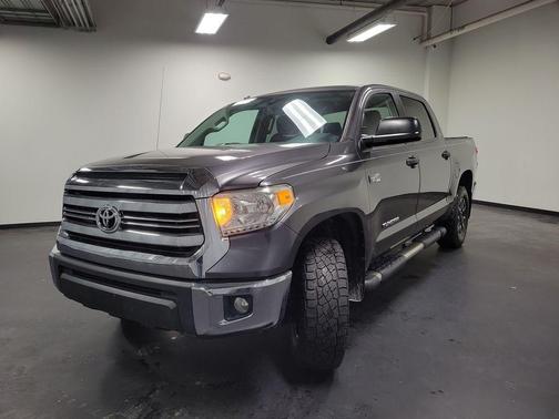 2017 Toyota Tundra SR5