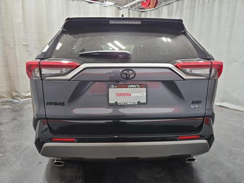 2025 Toyota RAV4 Hybrid SE