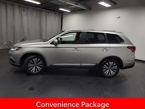 2019 Mitsubishi Outlander SE