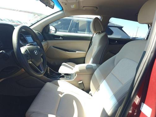 2018 Hyundai TUCSON SE
