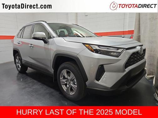 2025 Toyota RAV4 Hybrid XLE