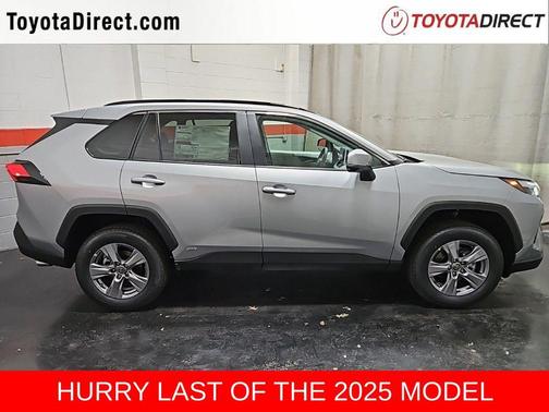 2025 Toyota RAV4 Hybrid XLE