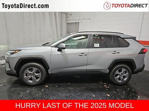 2025 Toyota RAV4 Hybrid XLE