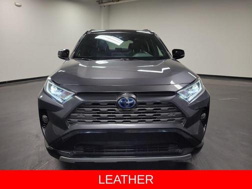 2020 Toyota RAV4 Hybrid SE