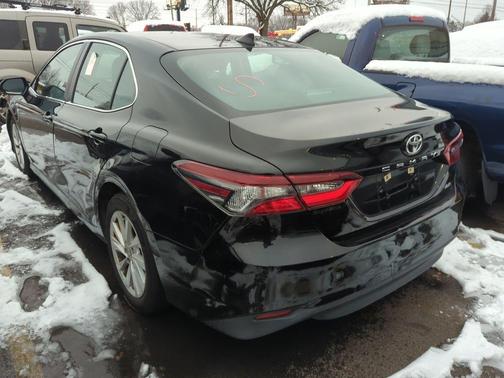 2021 Toyota Camry LE