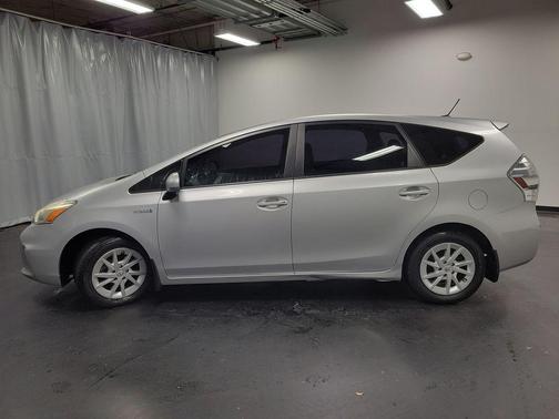 2013 Toyota Prius v Three