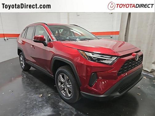 2025 Toyota RAV4 XLE