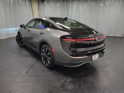 2024 Toyota Crown Platinum