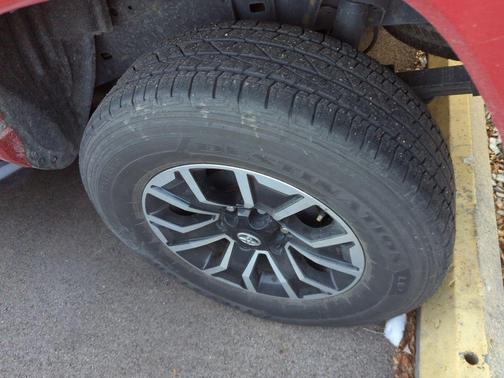 2022 Toyota Tacoma TRD Sport