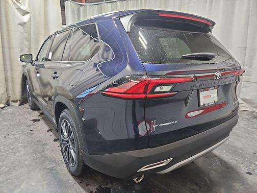 2026 Toyota Grand Highlander Hybrid Platinum MAX