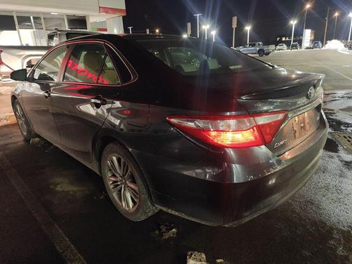 2016 Toyota Camry SE