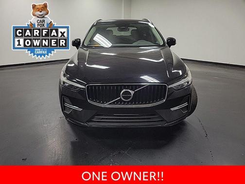 2022 Volvo XC60 B5 Momentum