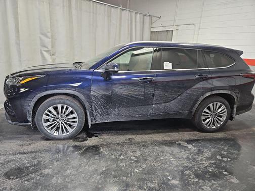 2026 Toyota Highlander Platinum